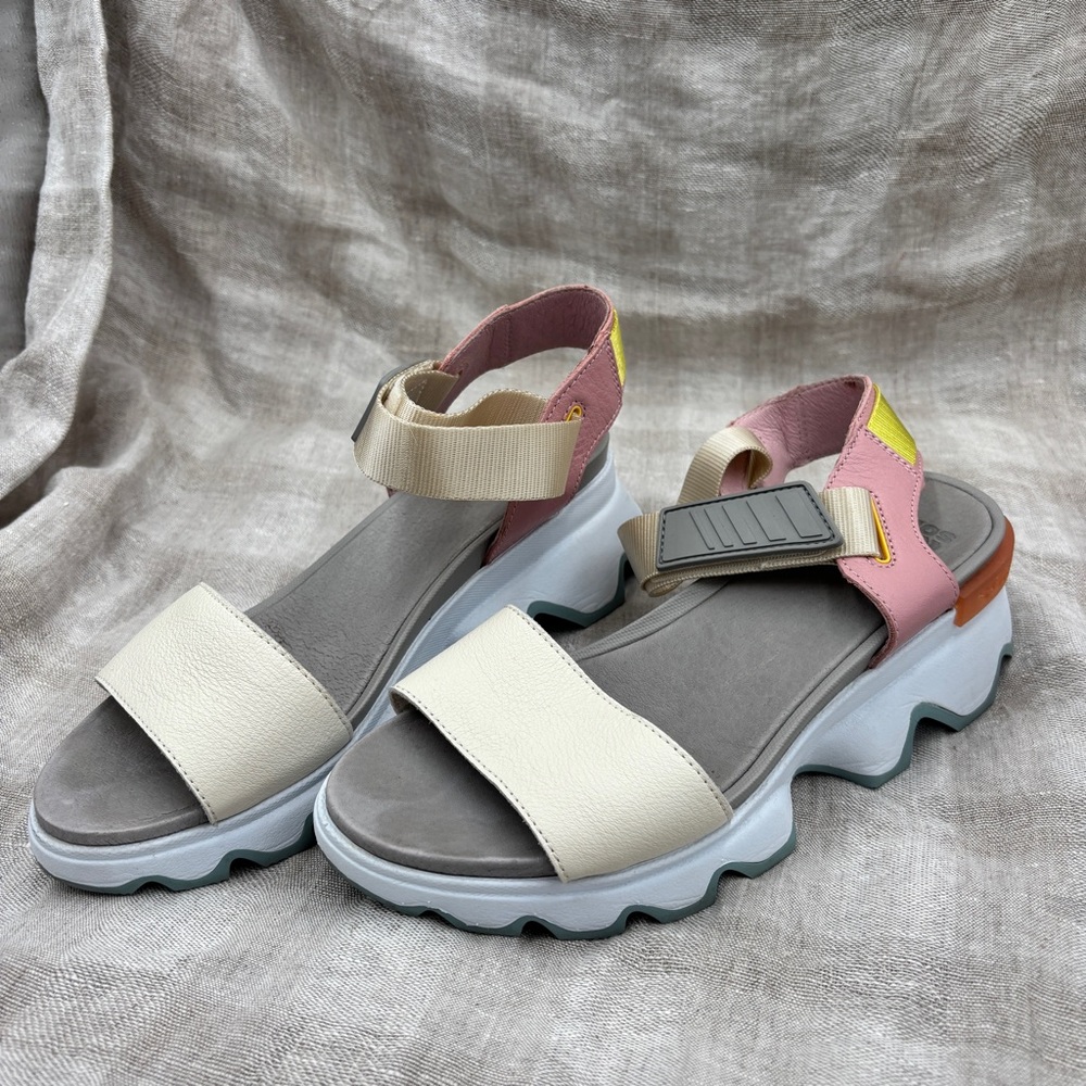 Women’s Cream & Pink Sporty Platform Sandals - Picture 3 of 5